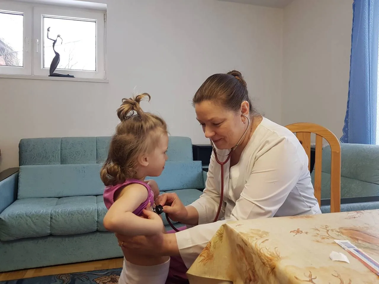 Врачи Люберец провели диспансеризацию детей в Деревне-SOS