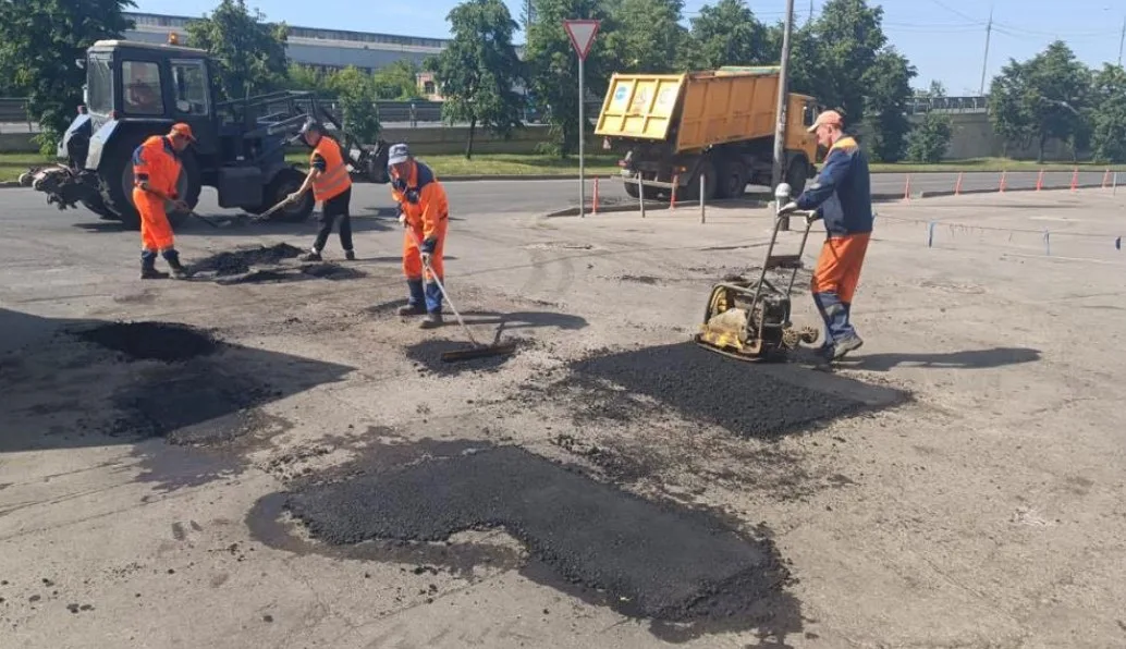 В Люберцах на дорогах заделали более 22 тысяч ям