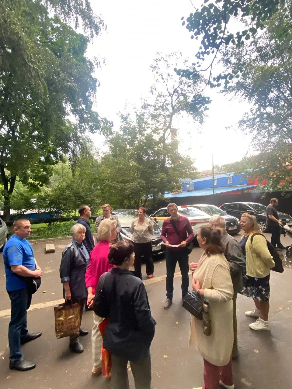 Вячеслав Калинин обсудил жителями Люберец вопросы содержания придомовой территории