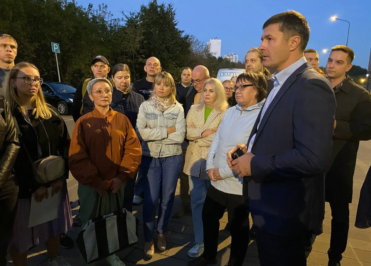 Владимир Волков встретил с жителями жилого дома ЖК в Люберцах