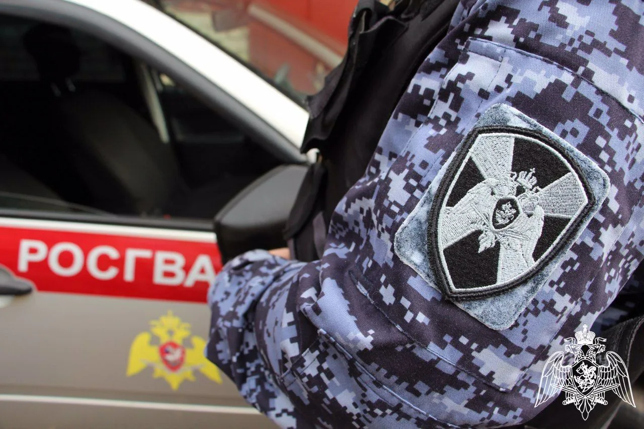 Росгвардейцы Люберец задержали покупателя, который переклеил штрихкоды товаров в магазине