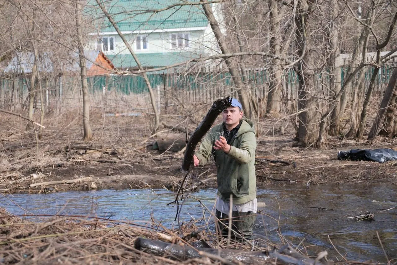 В Люберцах после схода снега все гидротехнические сооружения расчистят от мусора