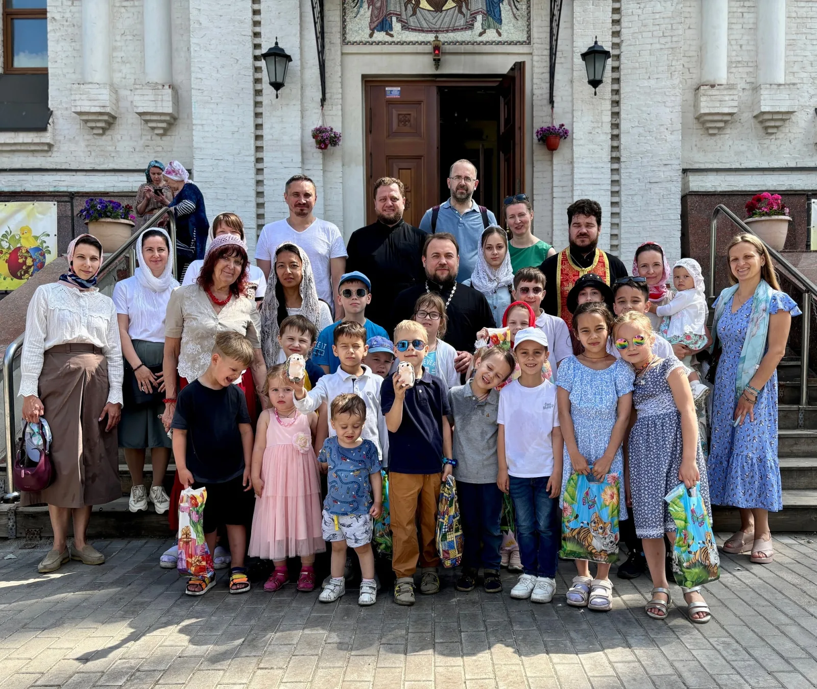 В храмах Люберецкого благочиния прошли праздничные мероприятия, посвящённые Дню защиты детей