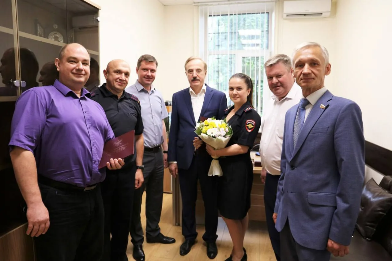 Владимир Ружицкий поздравил работников миграционной службы Люберец с профессиональным праздником