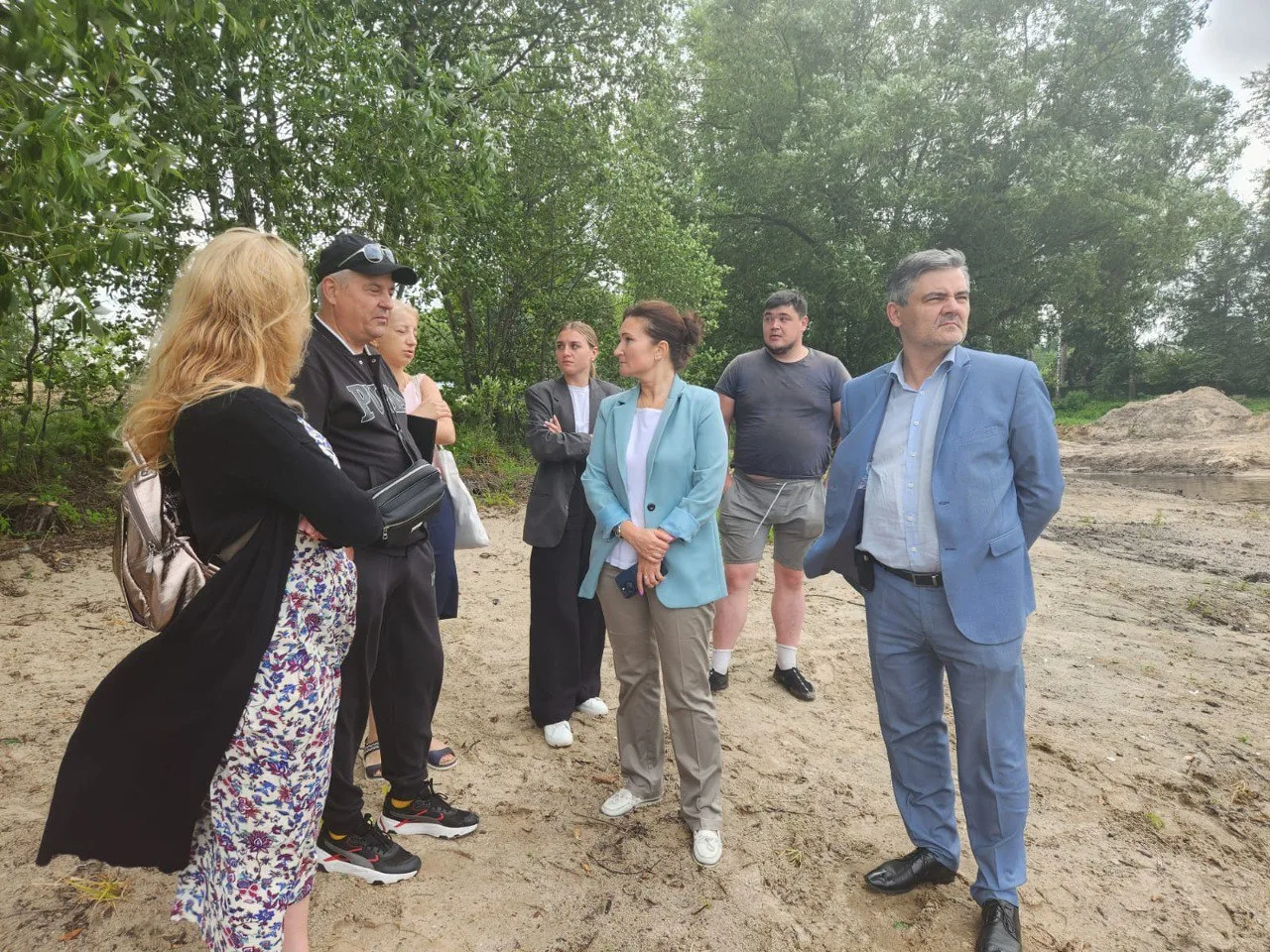 Партийцы обсудили вопросы очистки озера в поселке Люберец