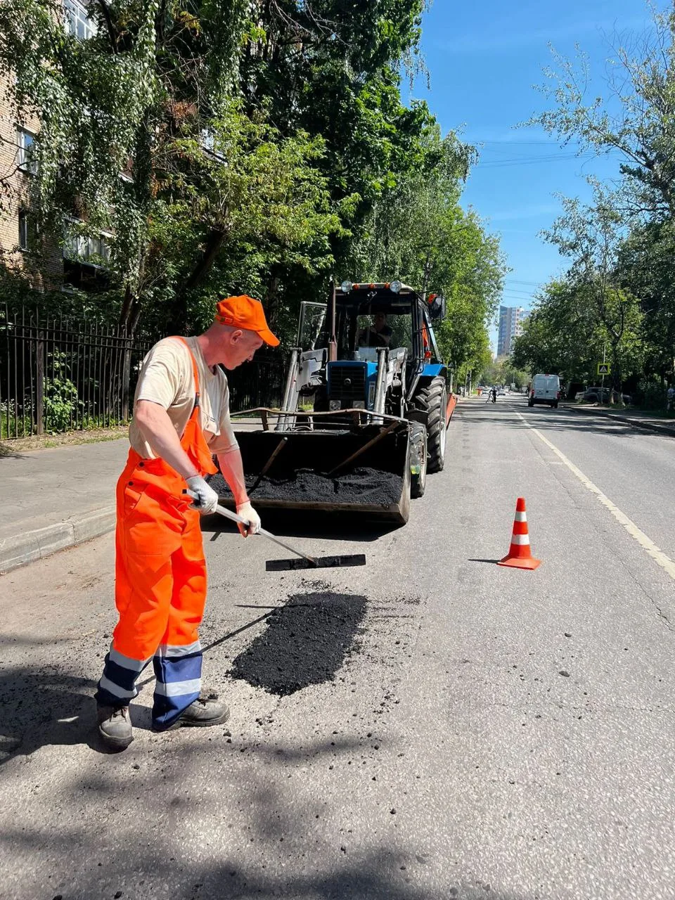 Около 10 тысяч ям отремонтировали на дорогах Люберец с начала года