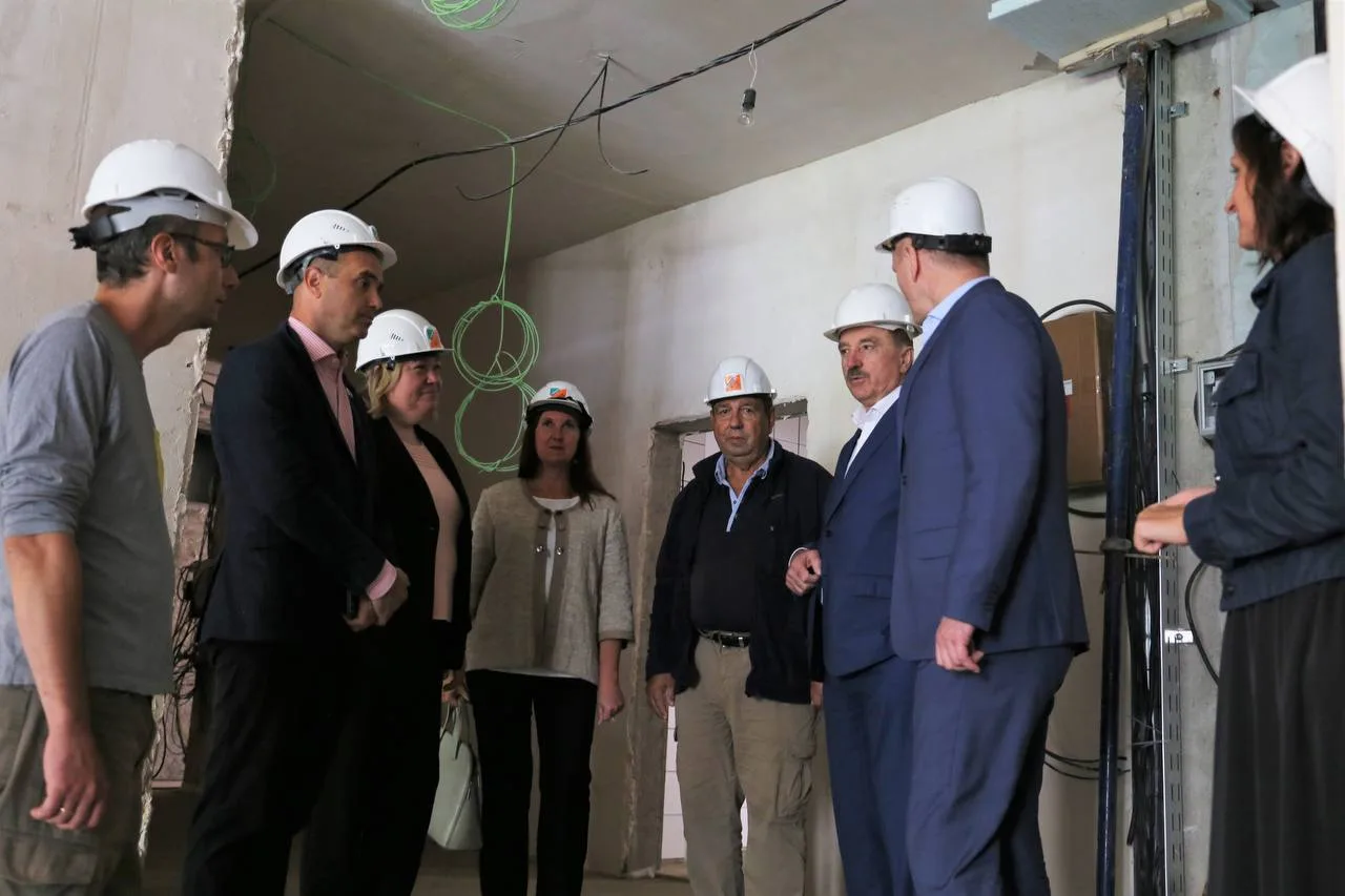 Владимир Ружицкий проверил ход строительства детского сада в п. ВУГИ