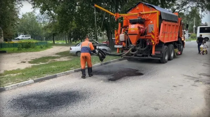 На дорогах Люберец заделали более 10,7 тысячи ям