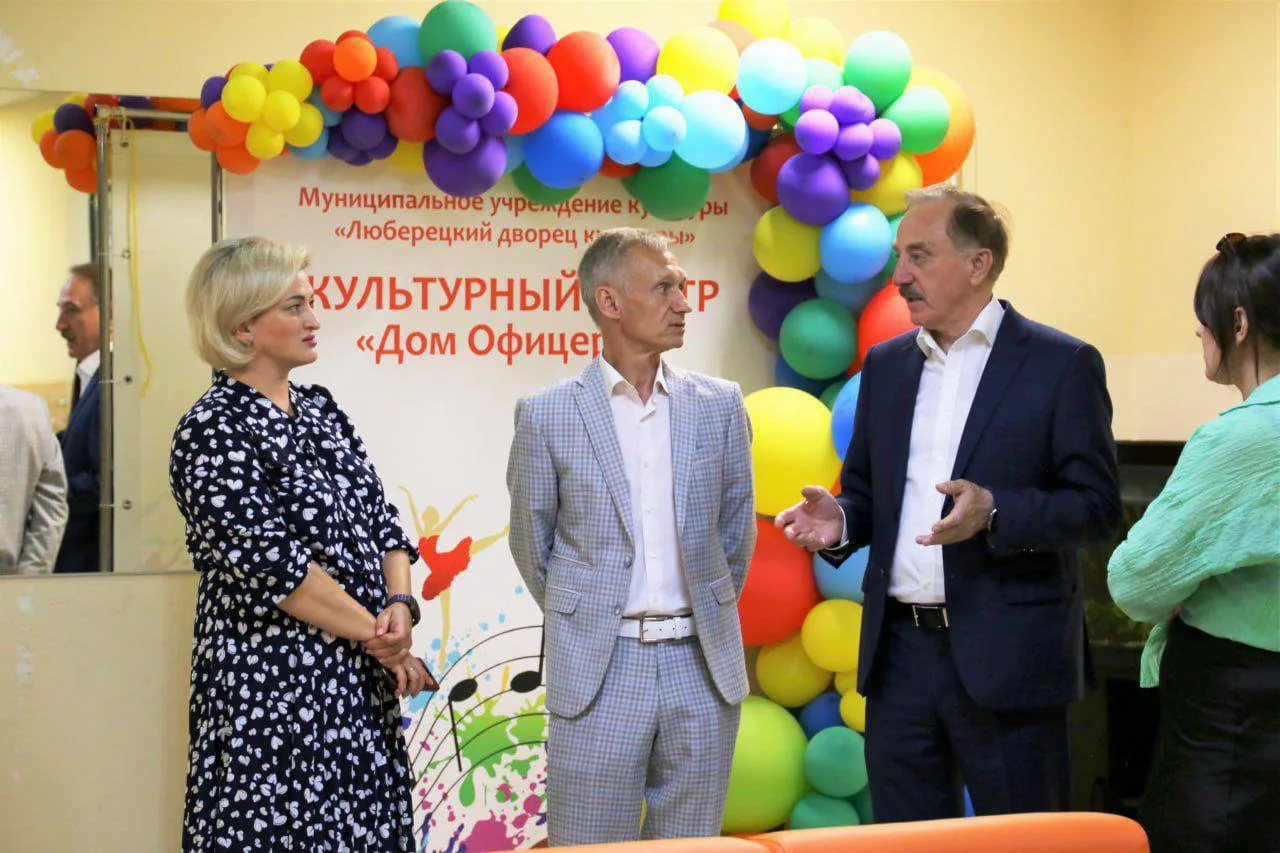 Владимир Ружицкий проверил работу в Люберцах КЦ «Дом офицеров» после ремонта