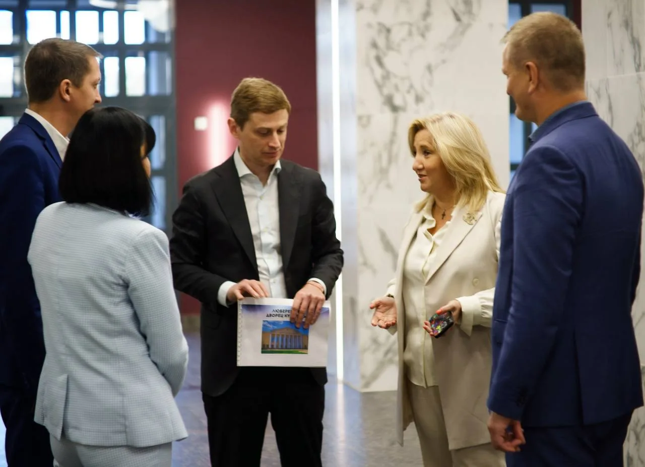 Владимир Волков проверил качество ремонтных работ в Люберецком ДК