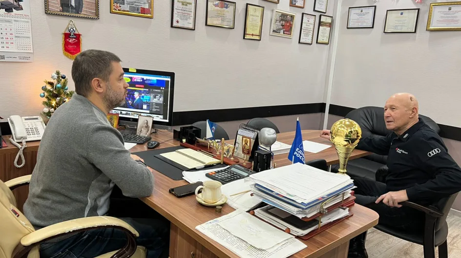 Депутат Люберец провел встречу с тренером по боксу высшей категории