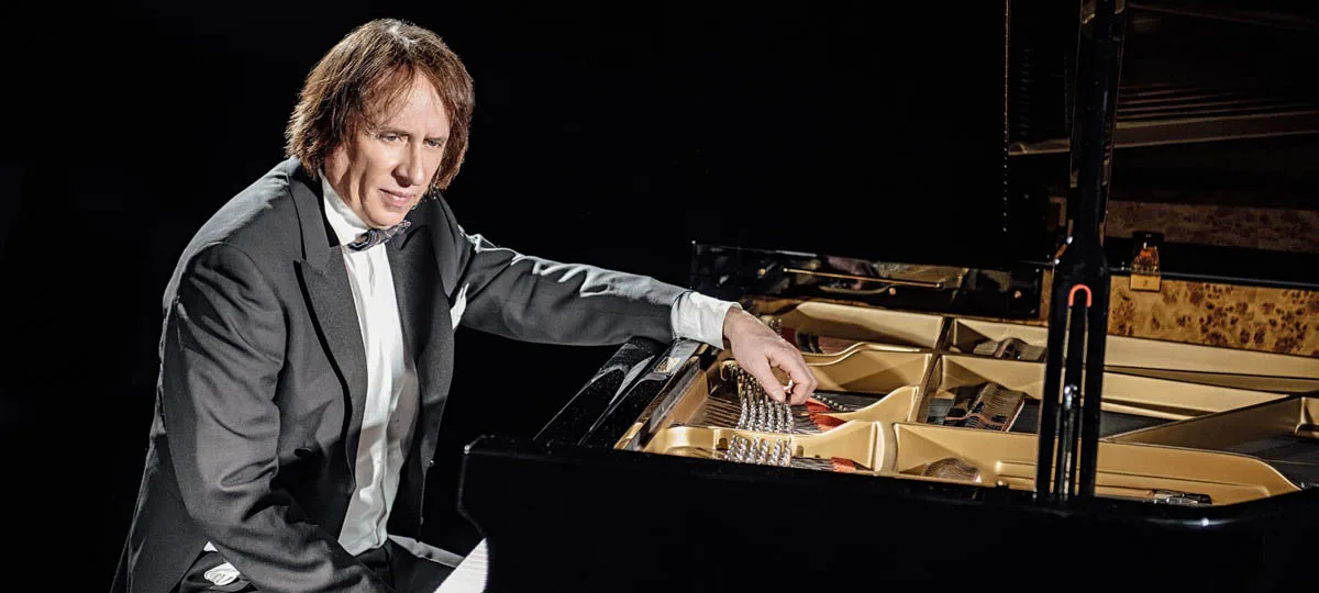 Концерт пианиста Сени Сона пройдет в центральной библиотеке им. С. Есенина Люберец