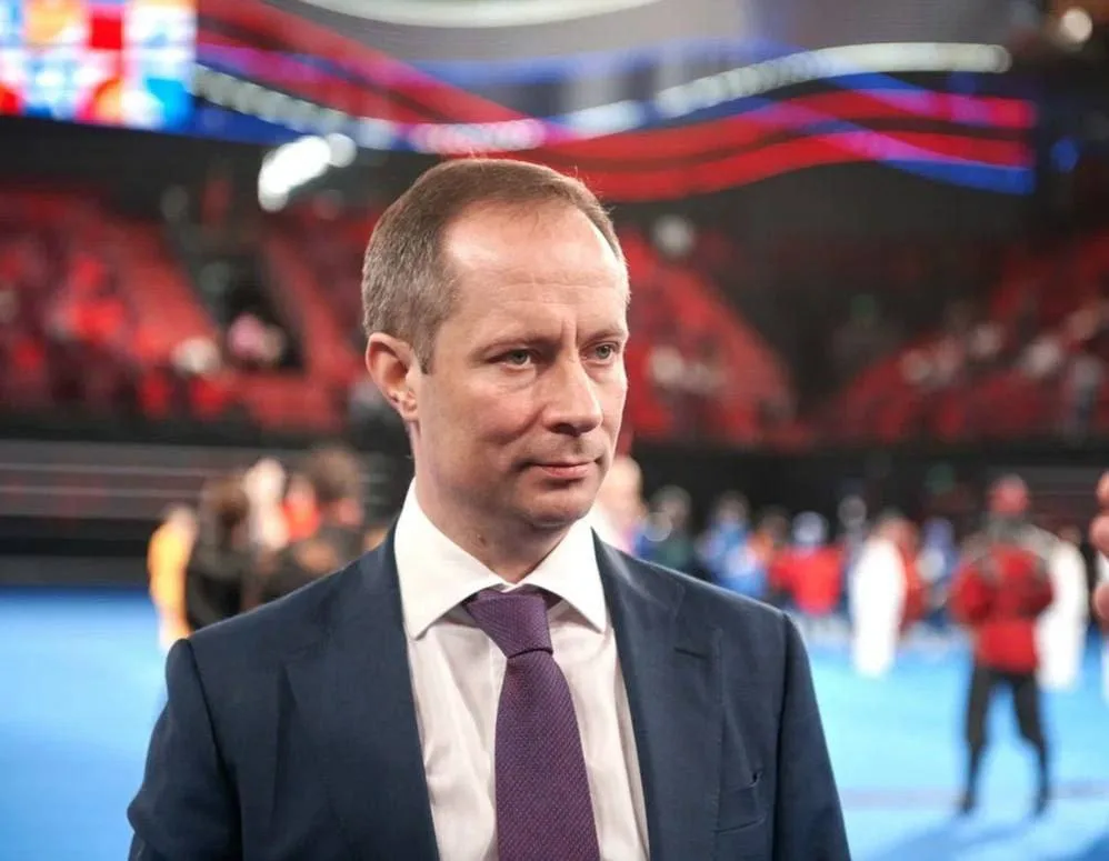 Роман Терюшков поздравил жителей Люберец с Днём защитника Отечества