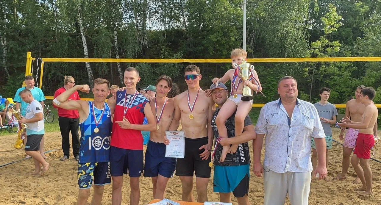 Команда из Жуковского стала победителем турнира по пляжному волейболу КОРЕНЁВО OPEN