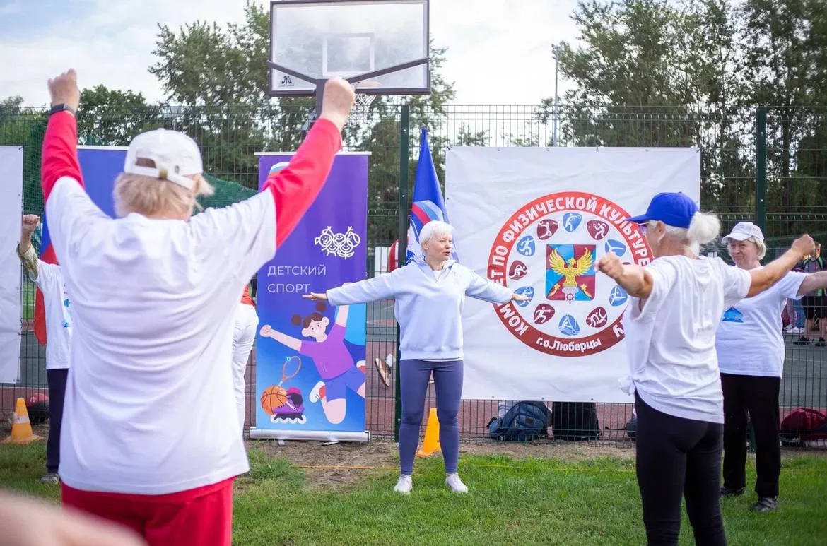 На «Урожае» взяли курс на здоровье: марафон «Сила России» для старшего поколения