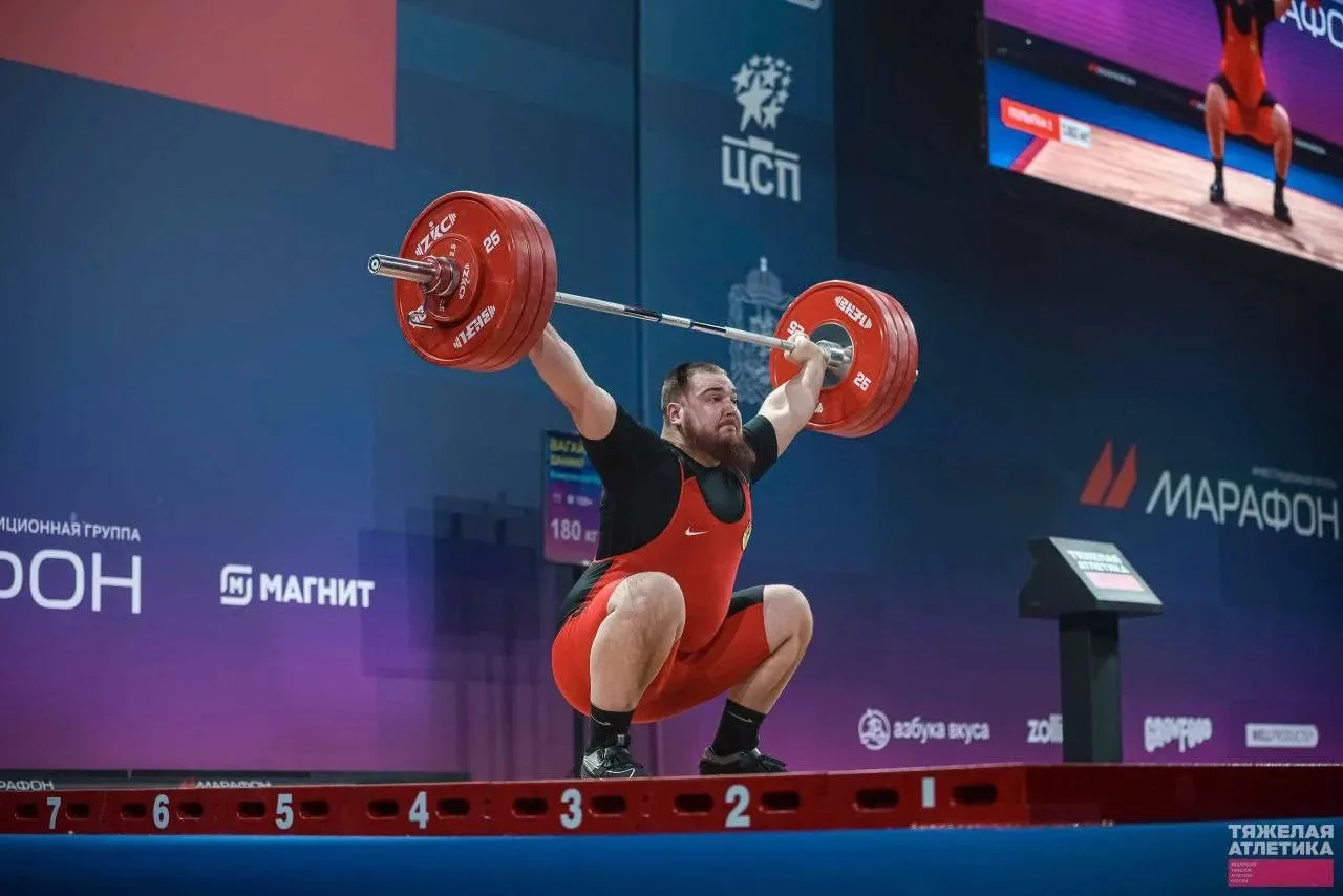 Две золотые и одну бронзовую медали завоевали люберецкие спортсмены на Кубке России по тяжёлой атлетике