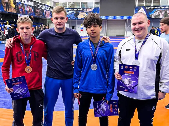 Три спортсмена Люберец заняли призовые места в памятном турнире по борьбе
