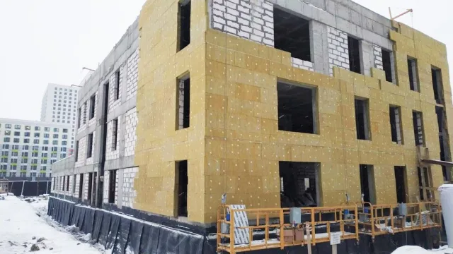 В Люберцах строительная готовность детского сада на 350 мест составляет более 40%