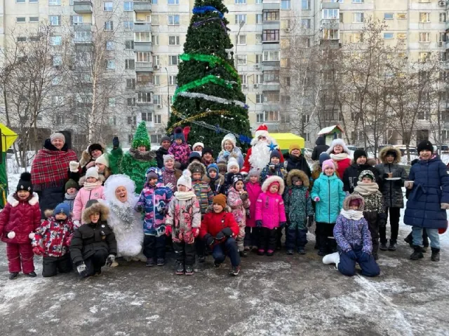 Более 2 тысяч жителей Люберец поучаствовали в новогодних праздниках во дворах