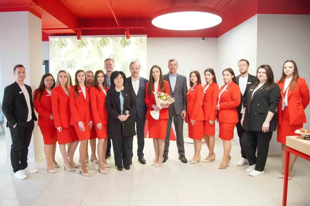 Владимир Волков принял участие в открытии нового цифрового офиса банка в Люберцах