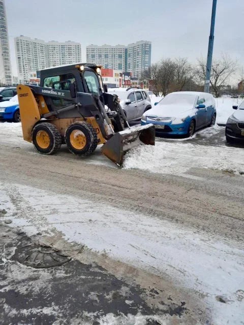В Люберцах с дворов за неделю вывезли более 1,8 тысячи кубометров снега