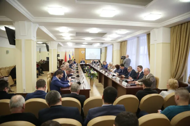 Владимир Волков провел оперативное совещание в Люберцах