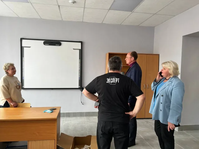 Игорь Коханый проверил ход капремонта техникума в Люберцах