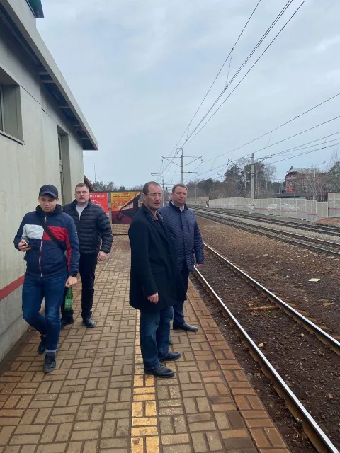 В Люберцах в ходе рейдов на ж/д платформах и станциях выявили 135 нарушителей