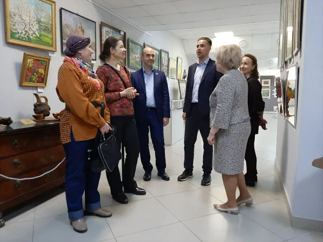 В Люберцах работает выставка картин православной тематики