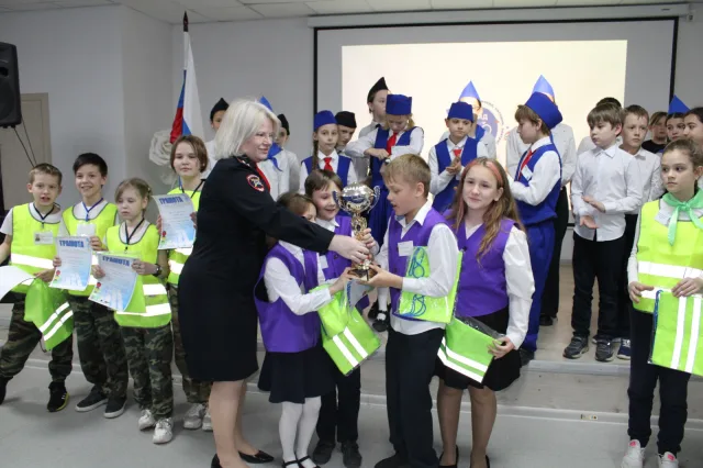 Команда гимназии №44 Люберец победила на слете юных инспекторов движения