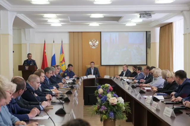 Владимир Волков провел оперативное совещание в Люберцах