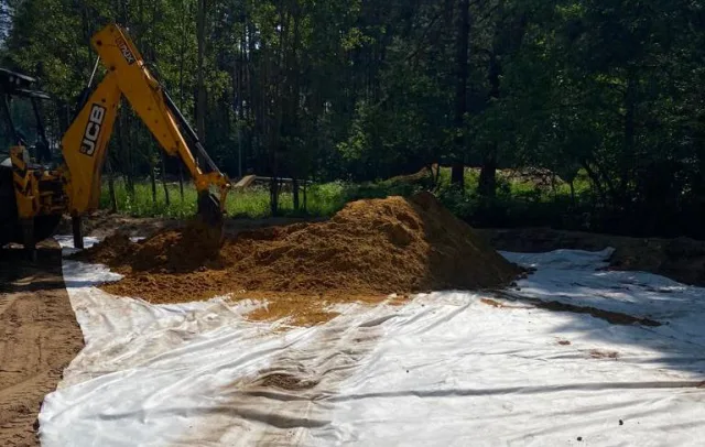 В Люберцах началось благоустройство Томилинского лесопарка