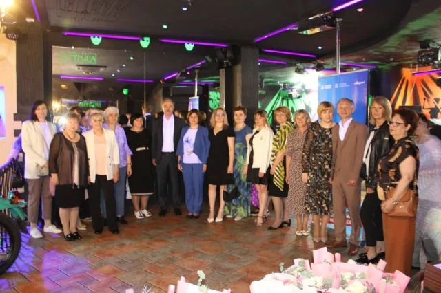 Владимир Ружицкий вручил грамоты учителям Люберец, подготовившим стобалльников