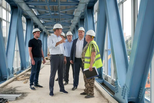 Владимир Волков проверил в Люберцах строительство пешеходного перехода над ж/д