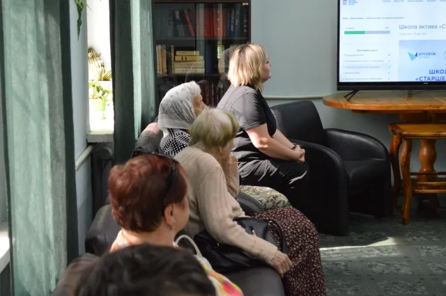 Партийцы организуют для пожилых жителей Люберец серию образовательных лекций