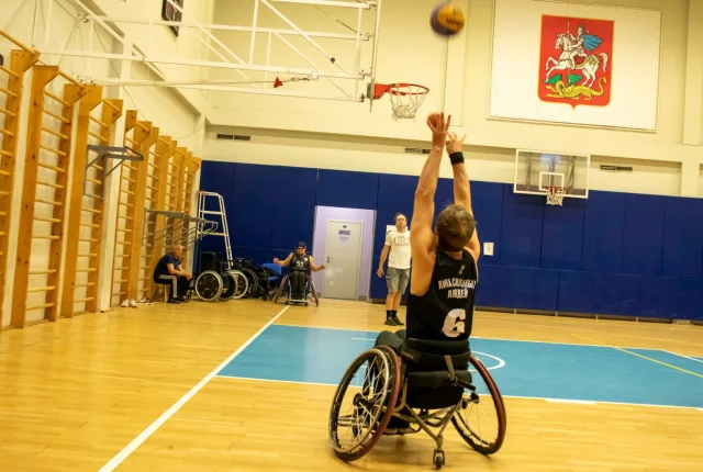 В Люберцах провели спортивный марафон для людей с ОВЗ