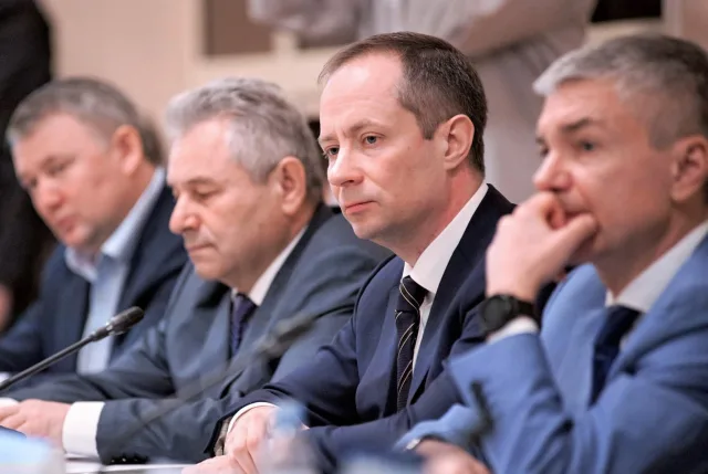 Старшекурсники смогут преподавать в образовательных учреждениях