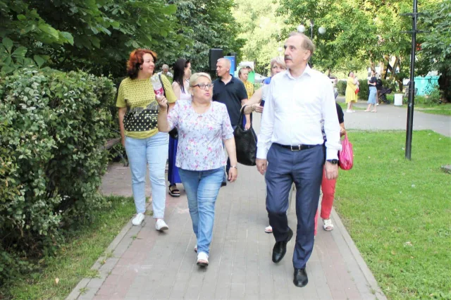 В Люберцах проводится модернизация детских игровых площадок по 13 адресам