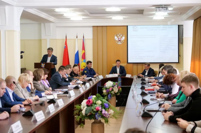 Владимир Волков провел оперативное совещание в Люберцах