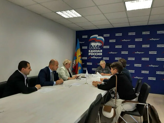 Лидия Антонова провела личный прием жителей Люберец по вопросам образования