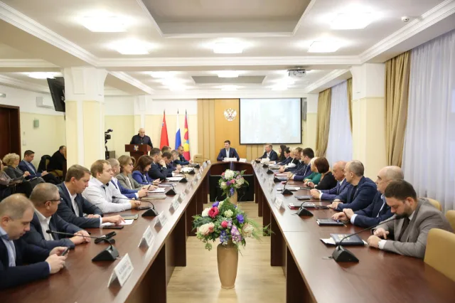 Владимир Волков провел оперативное совещание в Люберцах