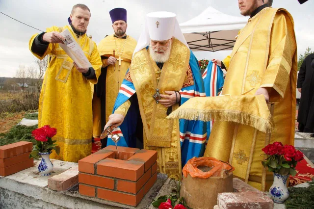 В Подмосковье заложили церковь по инициативе представителя Общественной палаты Люберец