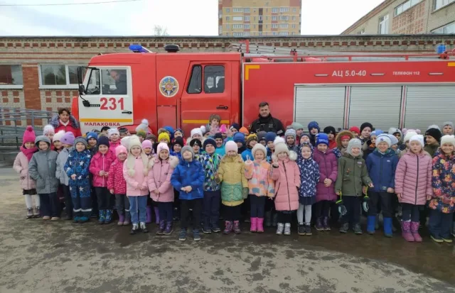 Спасатели провели тренировку по эвакуации в школах и садах Люберец