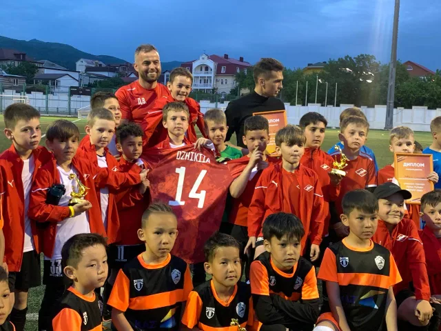 Спортсмены ФШ «Спартак» Люберец приняли участие во всероссийском футбольном турнире «Кубок Победы» в Кабардинке