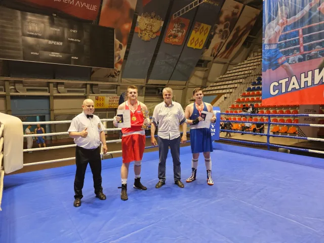 Три золотые медали завоевали люберецкие спортсмены на чемпионате Московской области по боксу