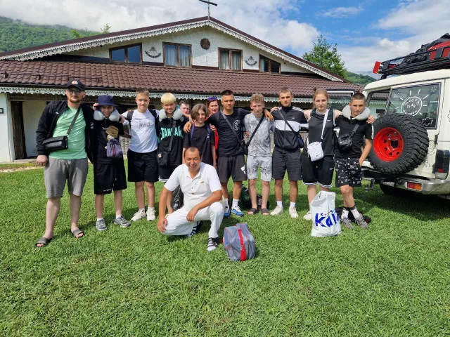 Руководитель футбольной школы «Спартак» в Люберцах оказал помощь спортшколе из ДНР