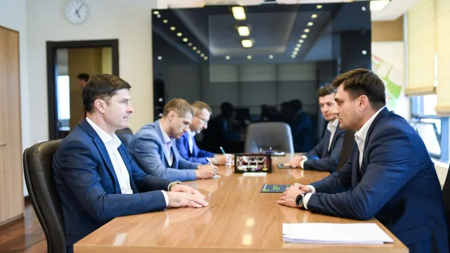 Владимир Волков обсудил перспективы развития центра вертолетостроения Люберец с руководством предприятия