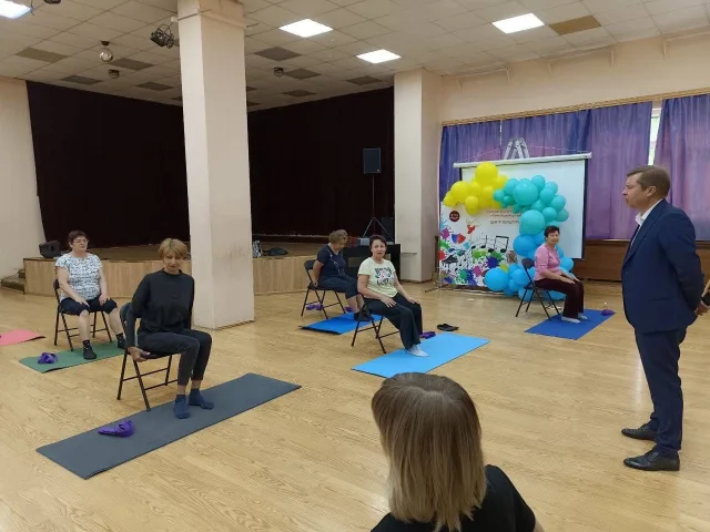 Первый замглавы Люберец встретился с участниками «Активного долголетия»