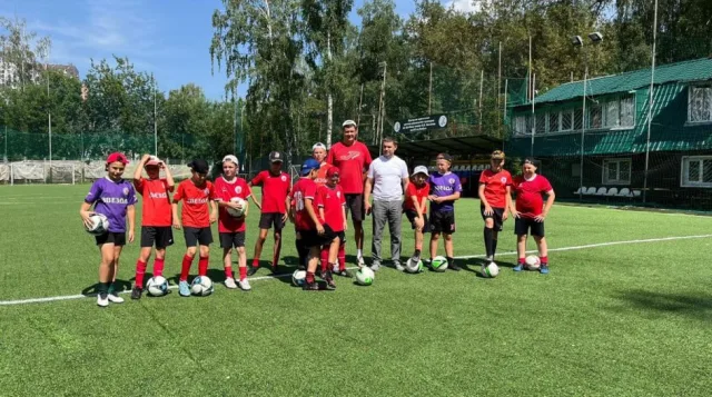 Депутат Люберец проверил работу спортивного дневного лагеря Люберец