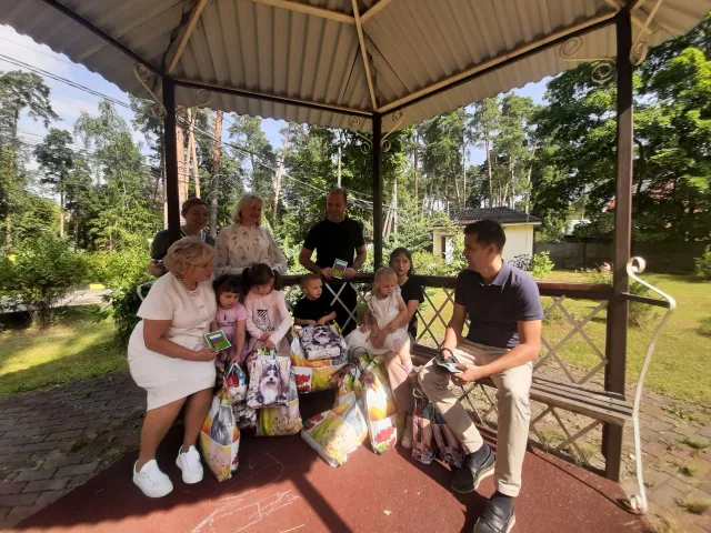 Депутаты Мособлдумы посетили детей из Курской области в ПВР Люберец